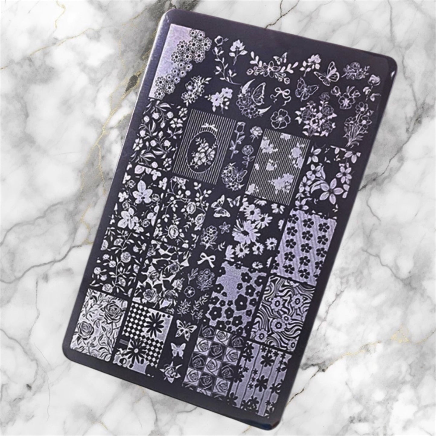 Nail Stamping Summer