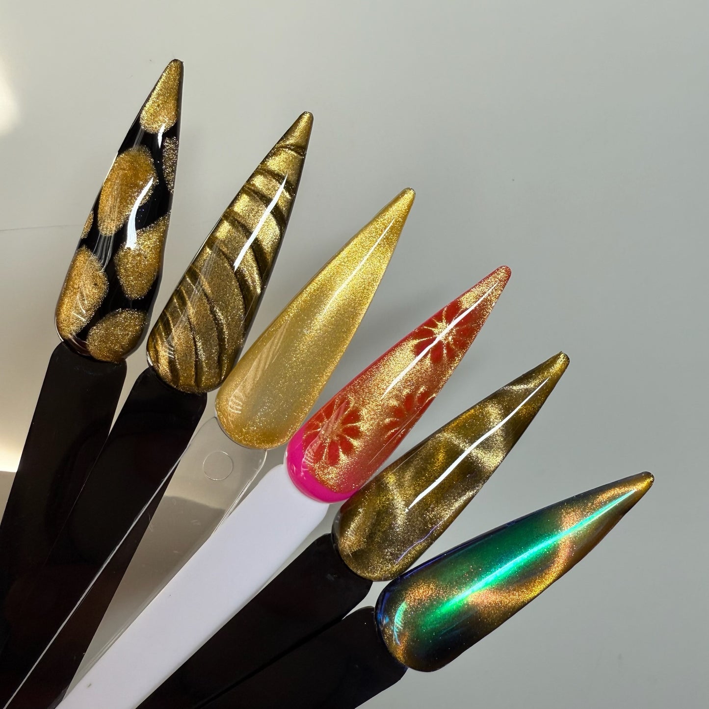 133 Gold Cat Eye, Nail Gel Polish